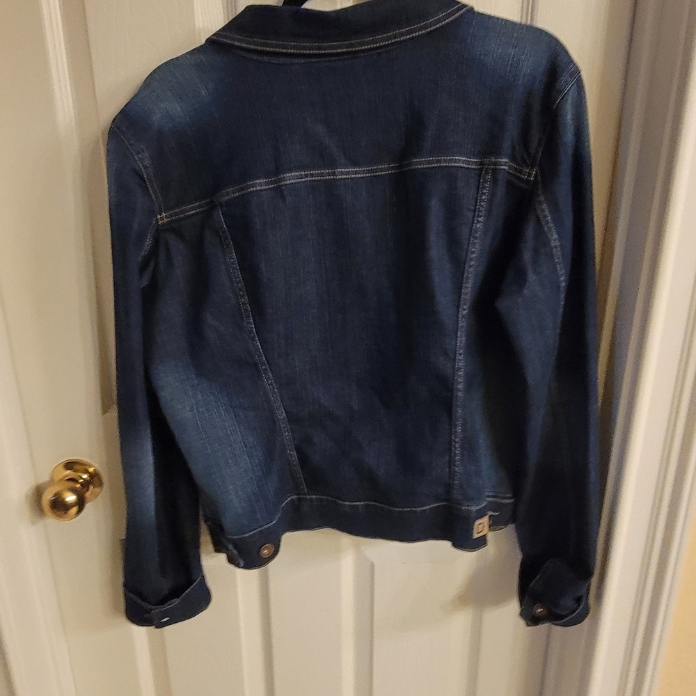 Nice Jean jacket - Picture 2 of 2
